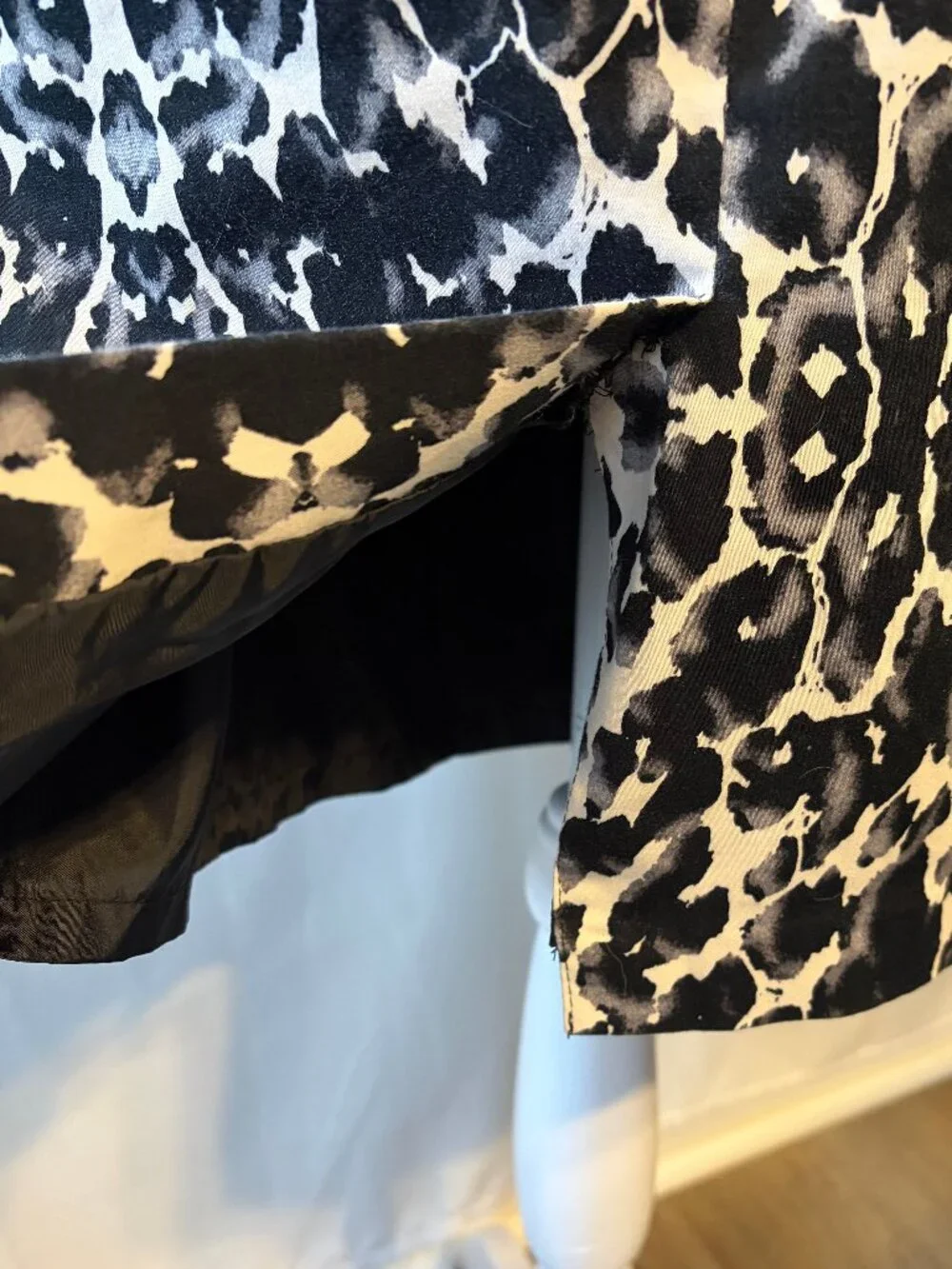 Mossimo Leopard Print Black/White/Gray Pencil Skirt Size 16